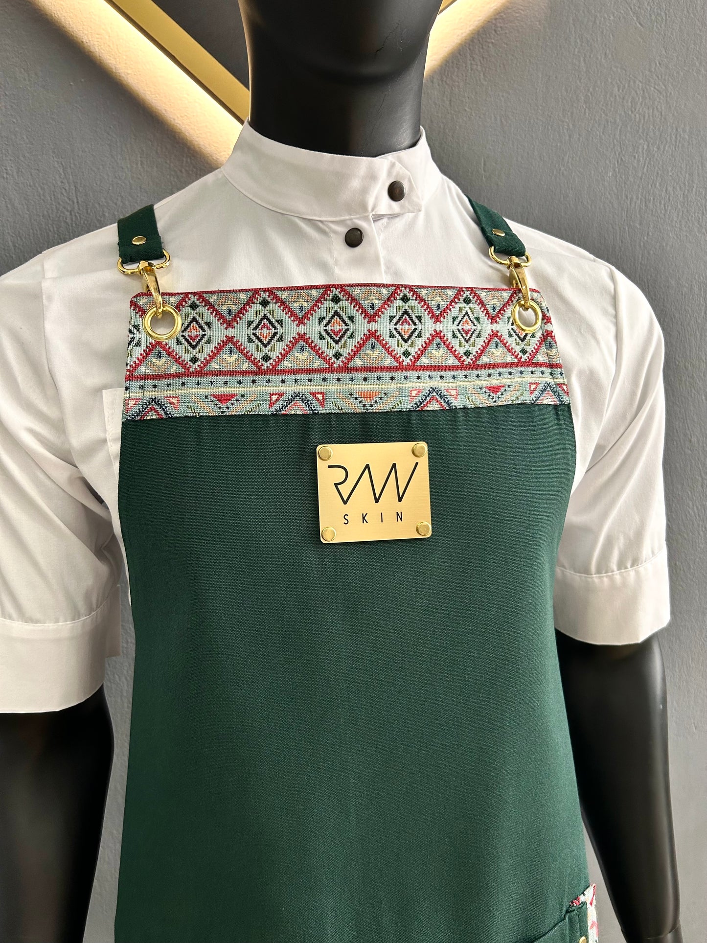 EMERALD SPIRIT APRON