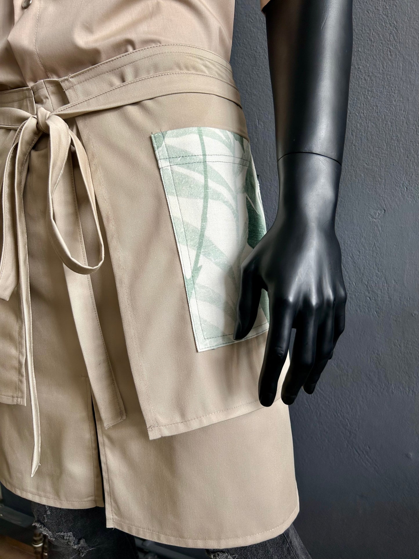 HANAMI APRON