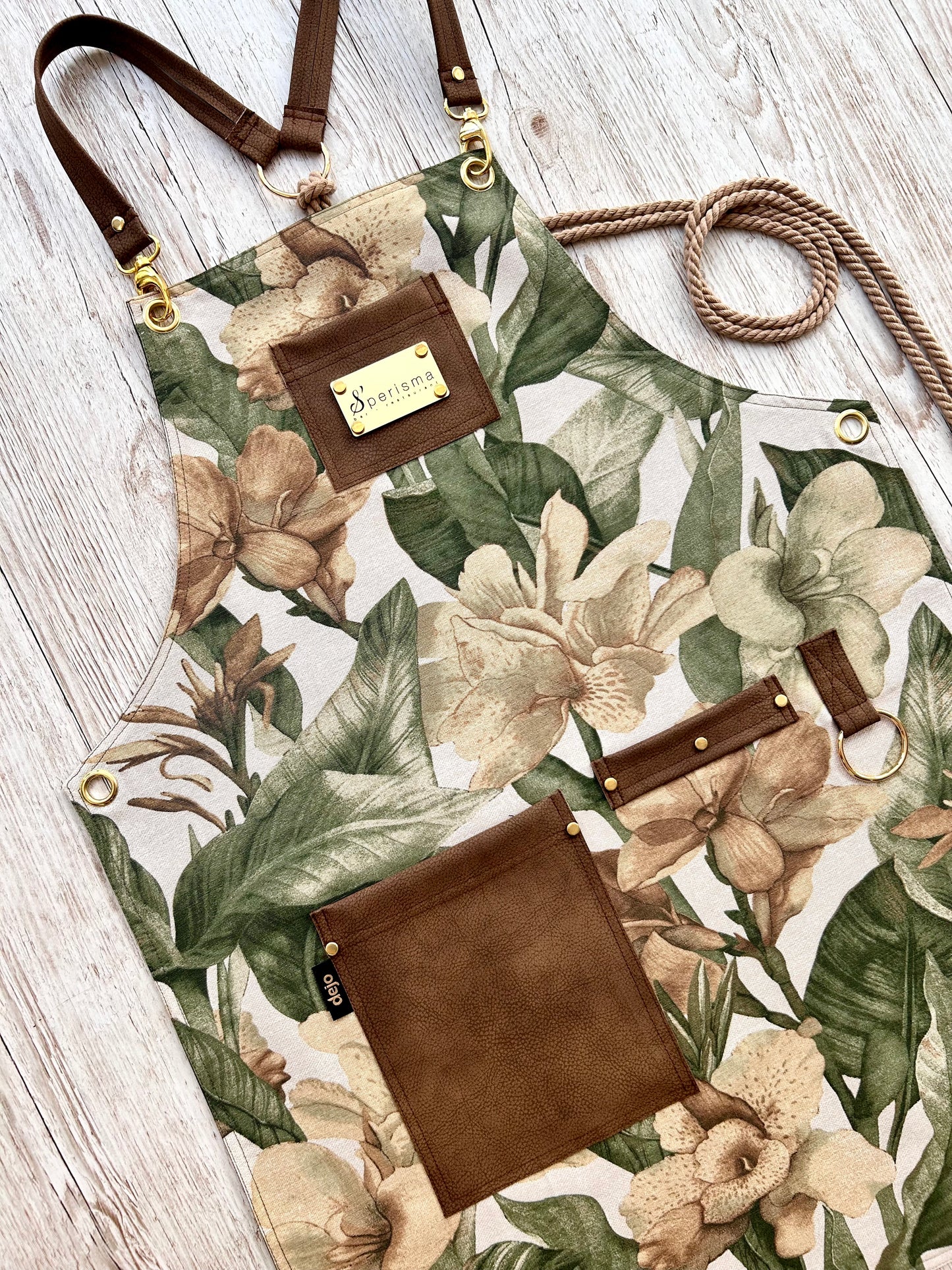 BOTANICA APRONS