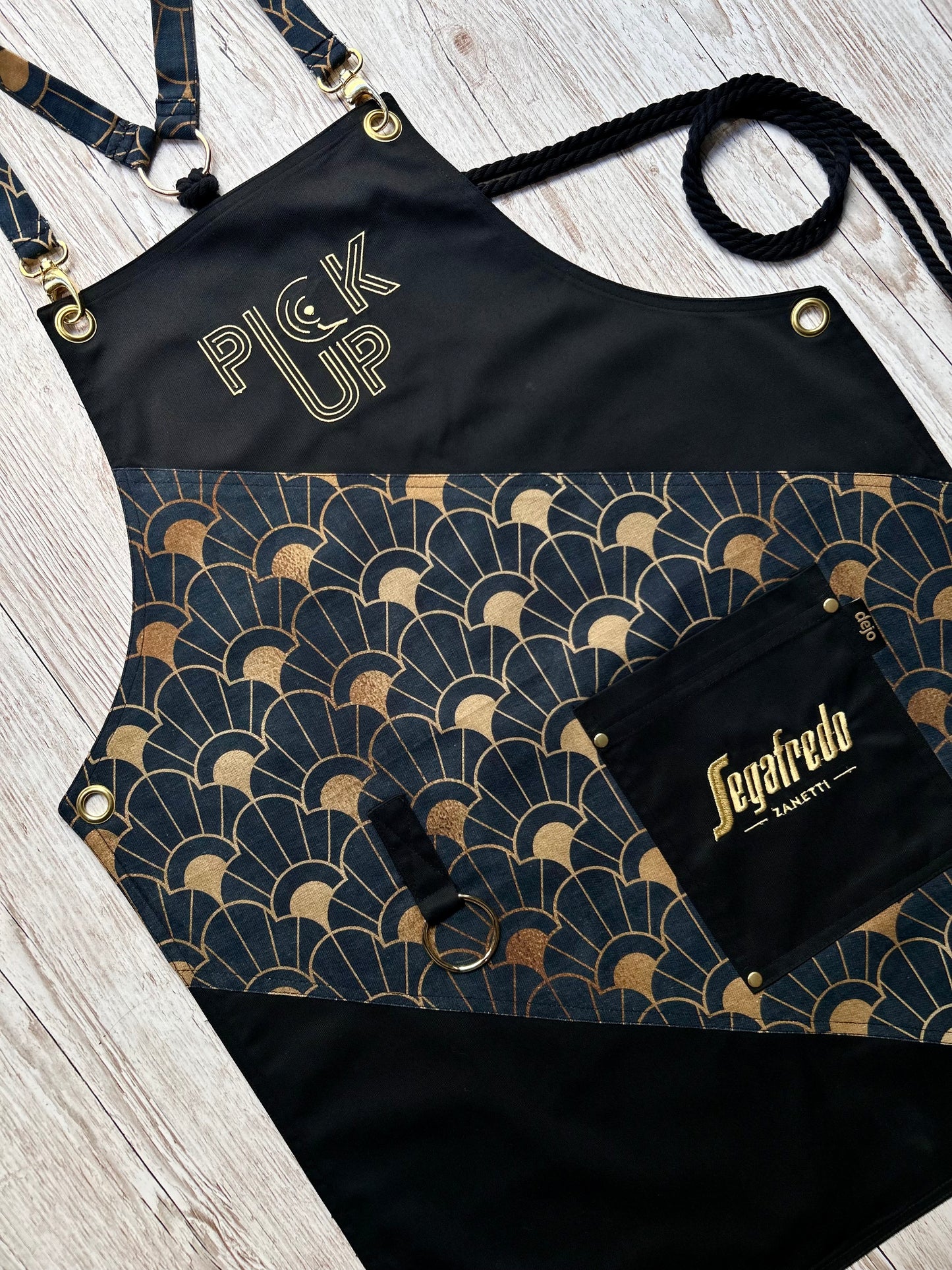 GOLDEN ERA APRON