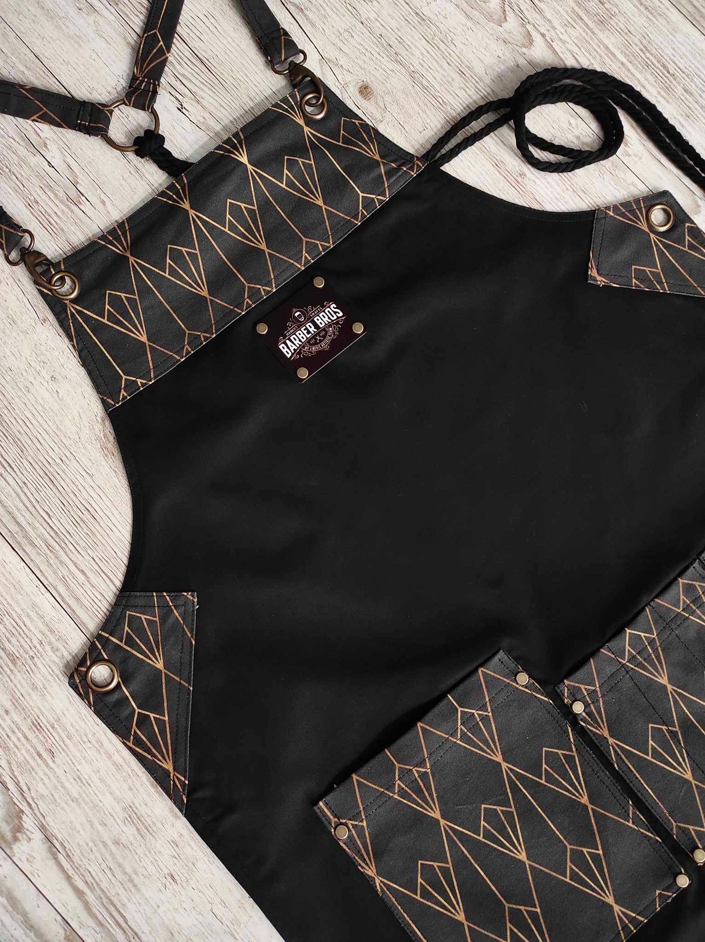 BLACK LUXURY APRON