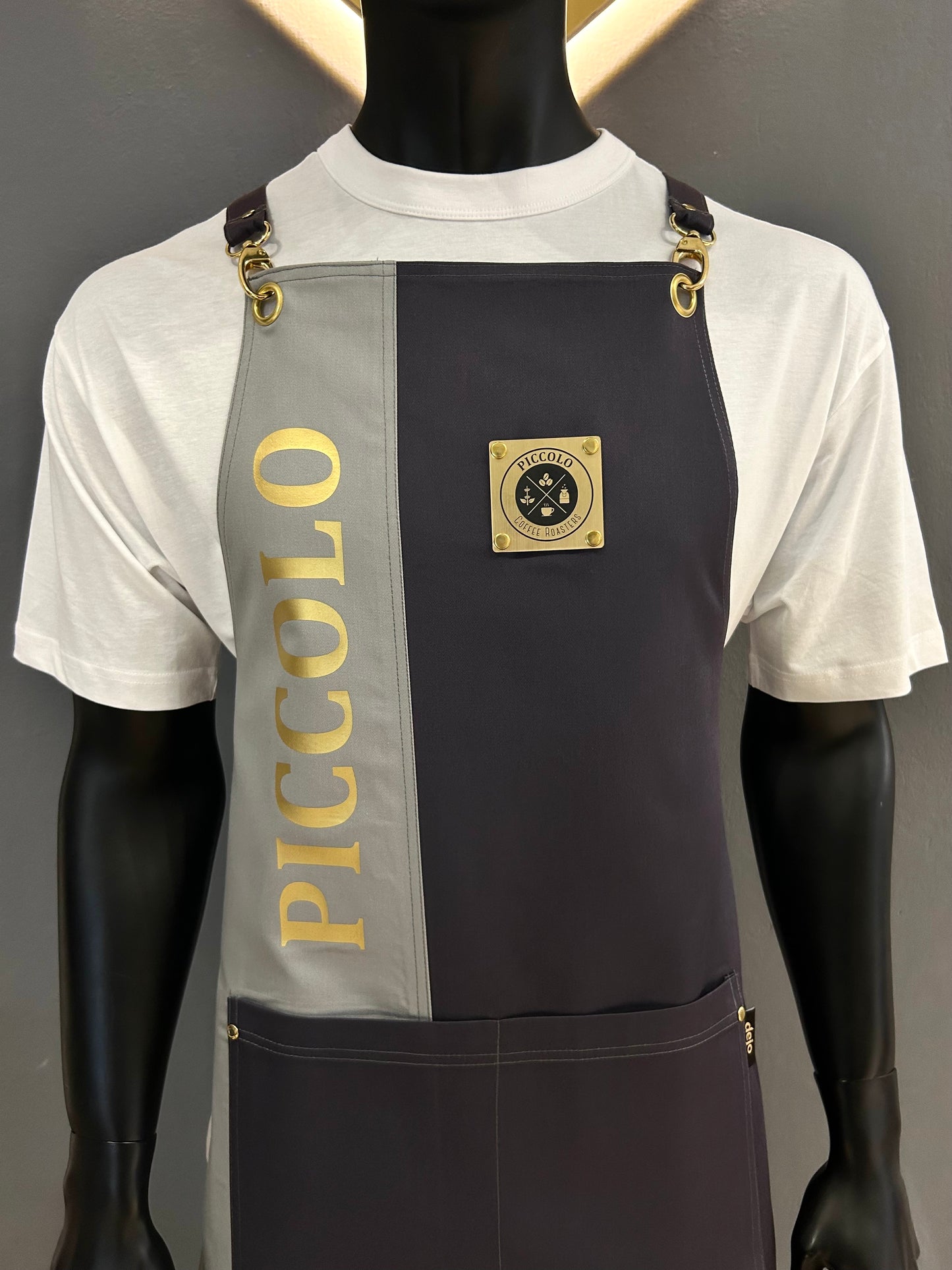URBAN CONTRAST APRON