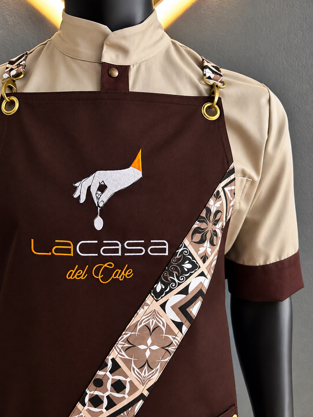 CASA MOCHA APRON