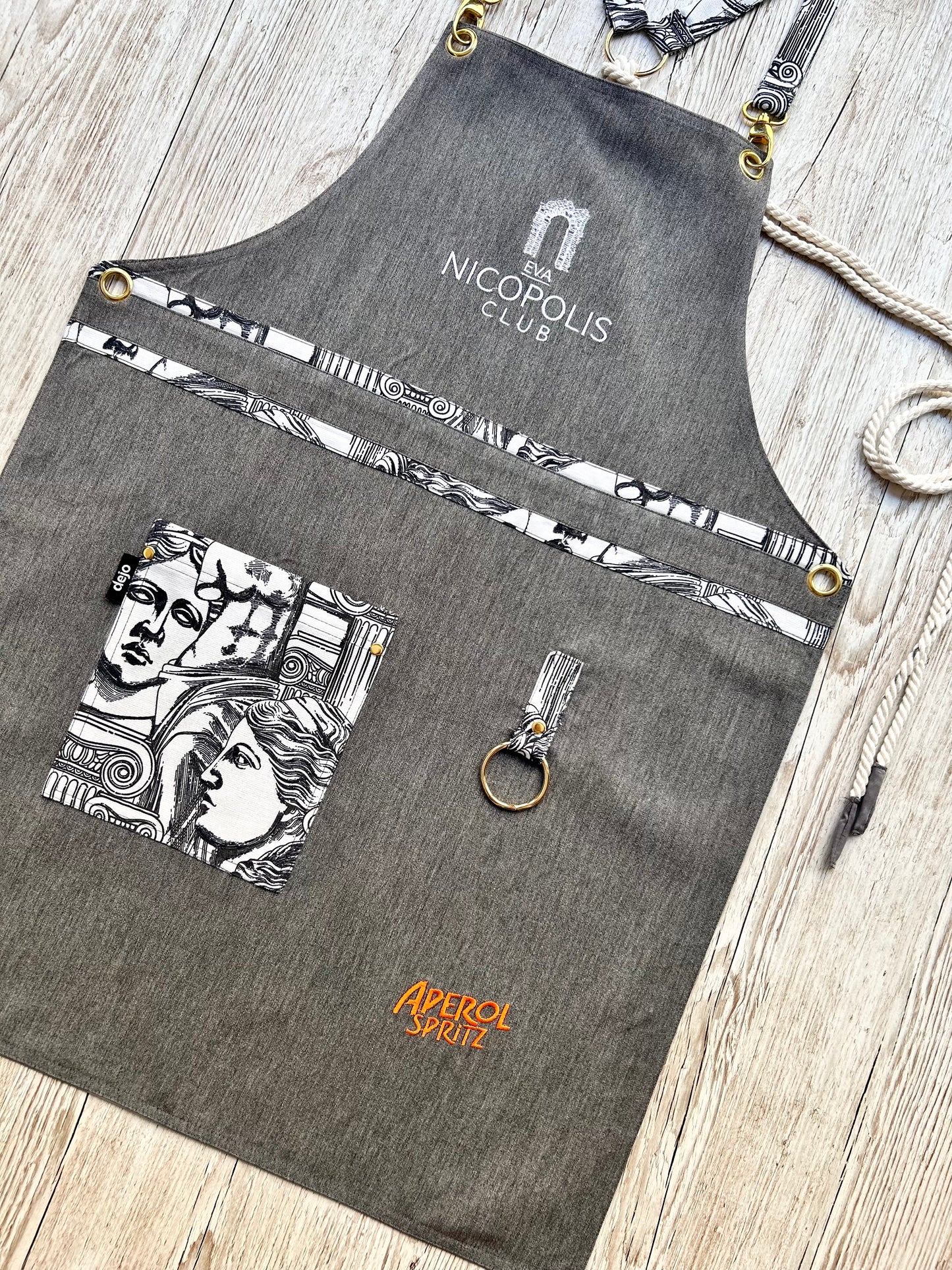MYTHOS APRON