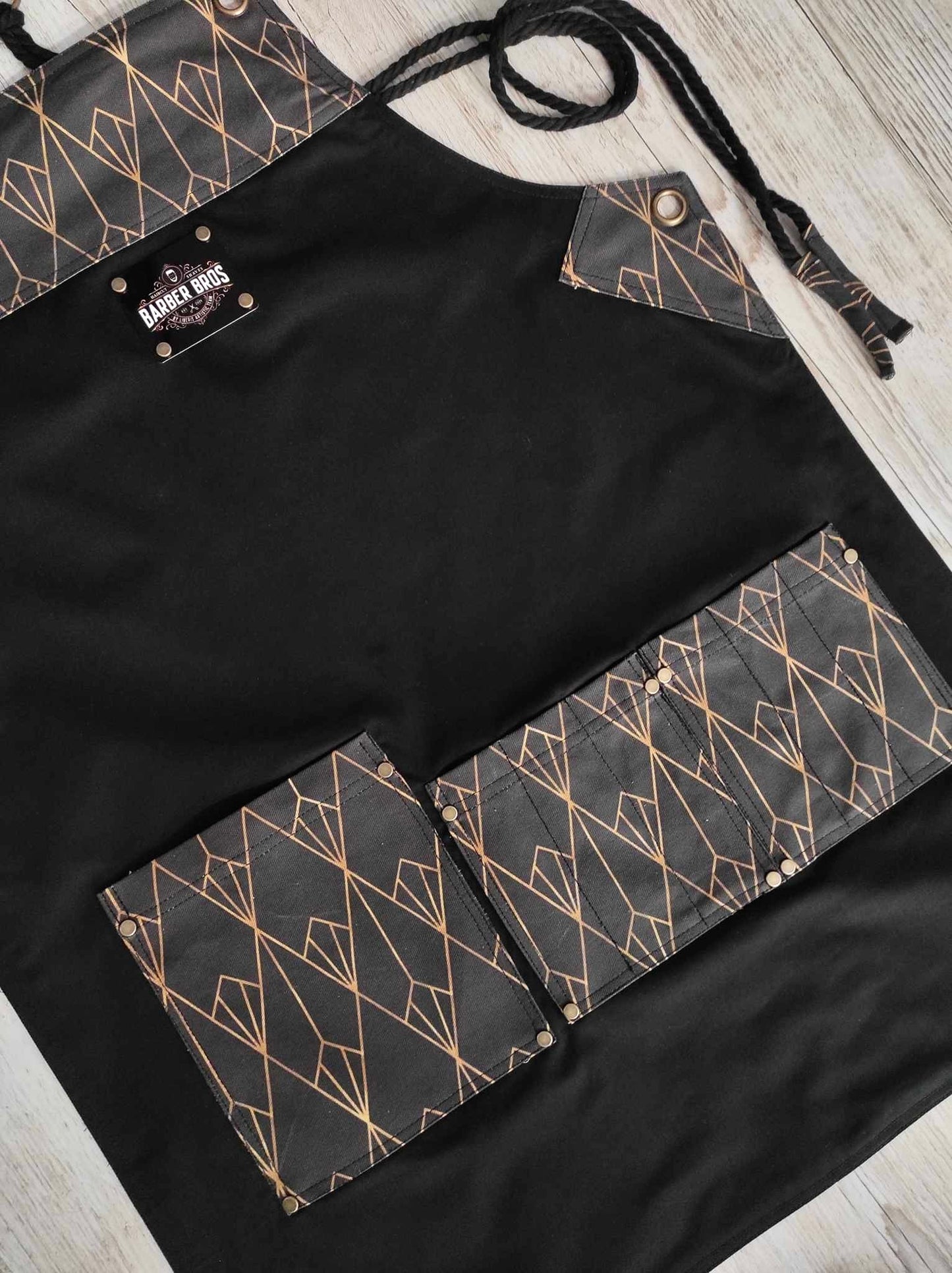 BLACK LUXURY APRON