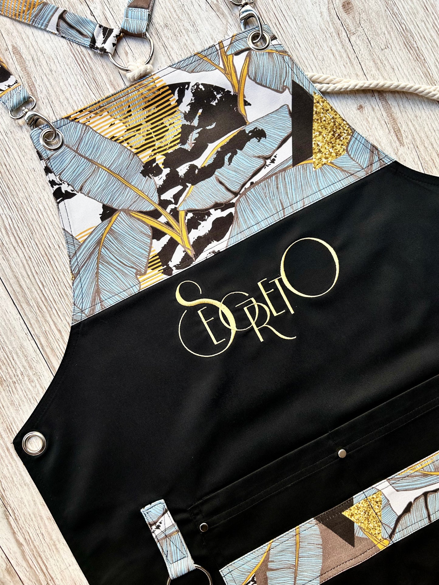 ATLANTIS APRON