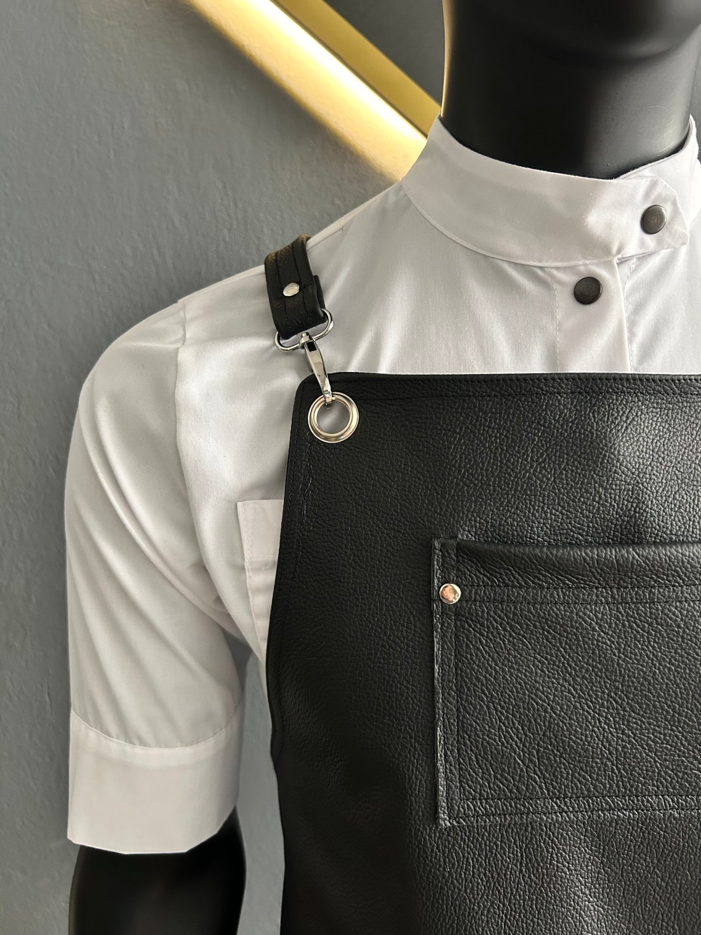 Total Black Leather Apron