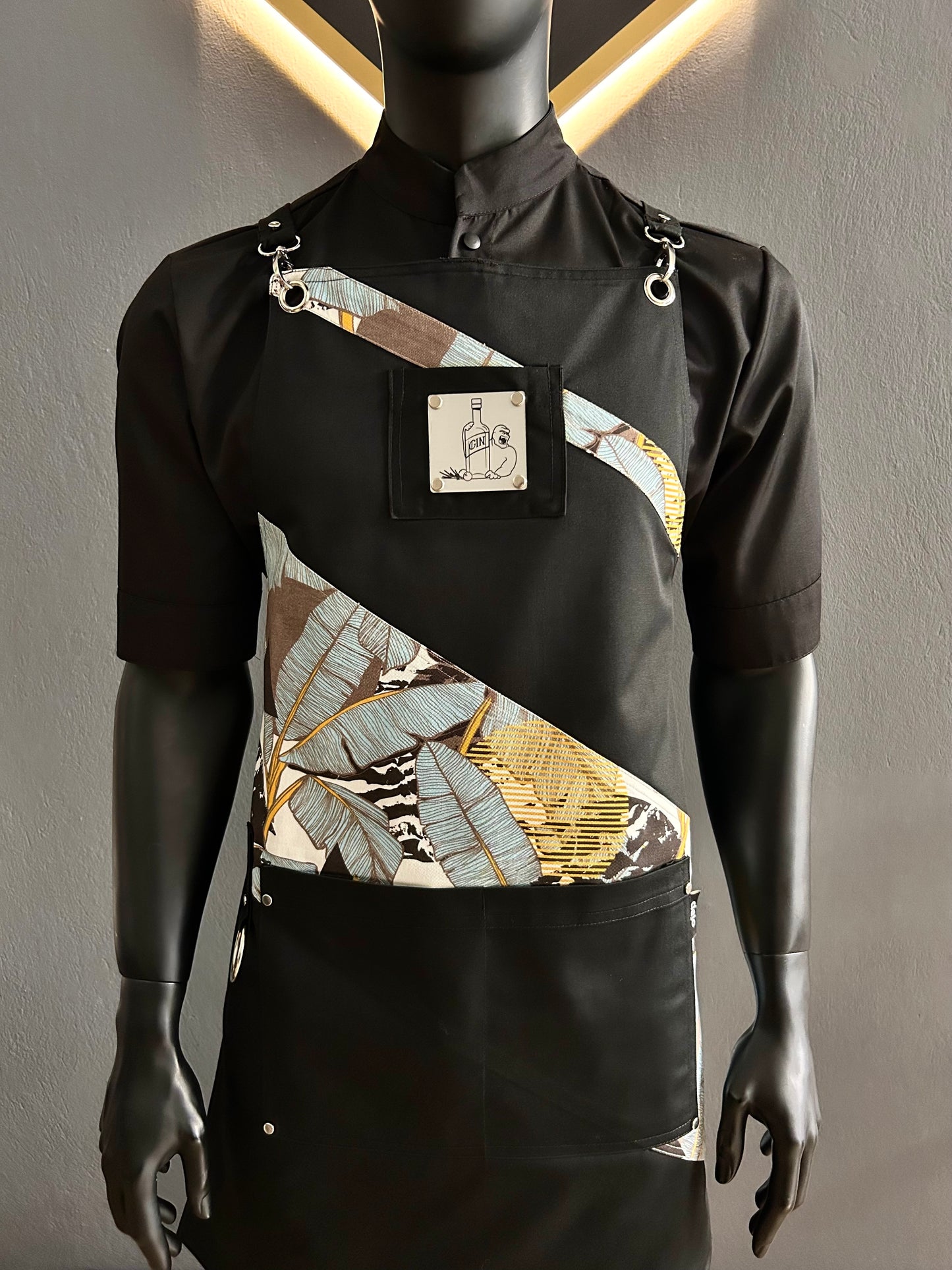 OASIS APRON