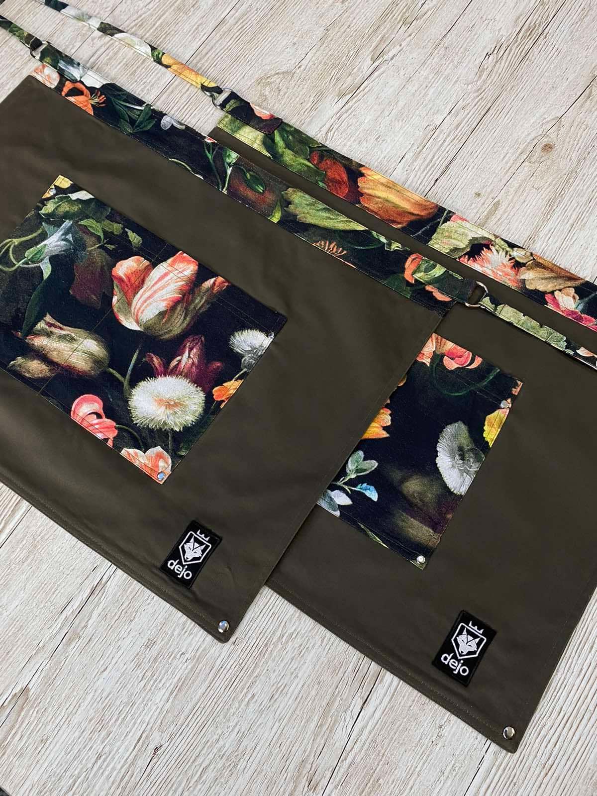 Service Apron Khaki Rose