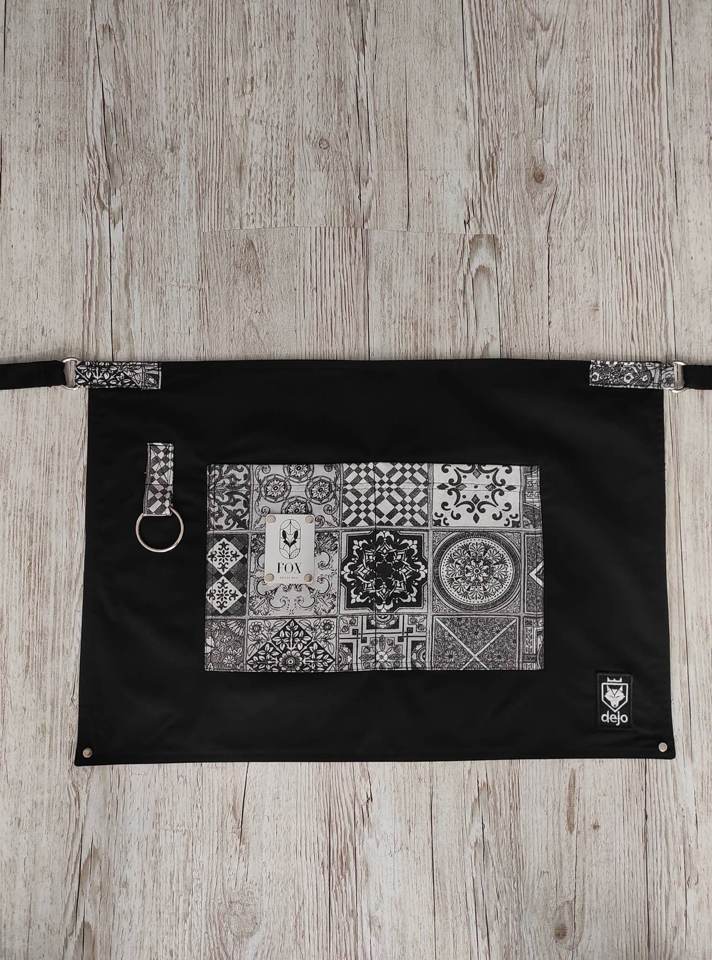 BLACK MOSAIC SERVICE APRON