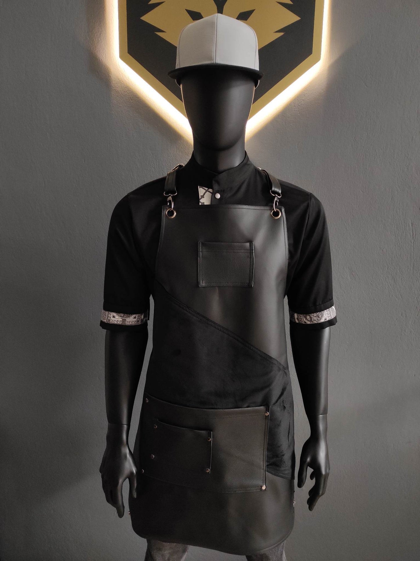 BLACK EAGLE LEATHER APRON