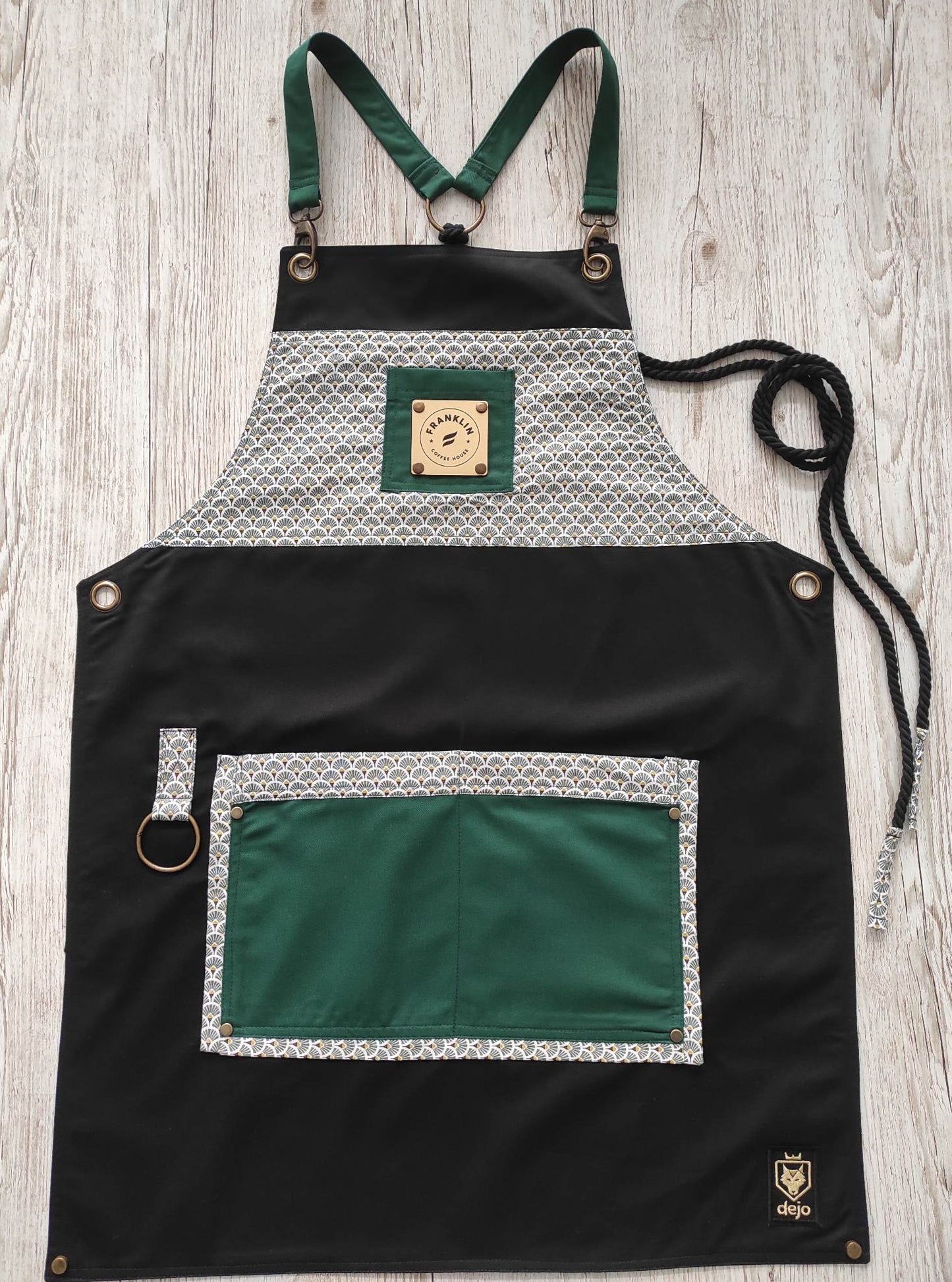 DUBLIN APRONS